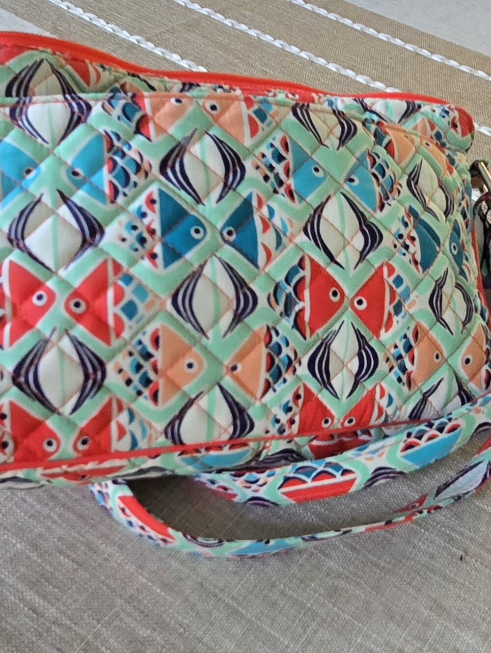 NWT Vera Bradley Iconic RFID Little Hipster Go Fish Pattern Crossbody Bag - Picture 12 of 13